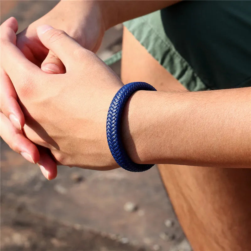 MKENDN Leather Bracelet Black with a Stainless Steel Magnetic Clasp Braided Woven Bangle