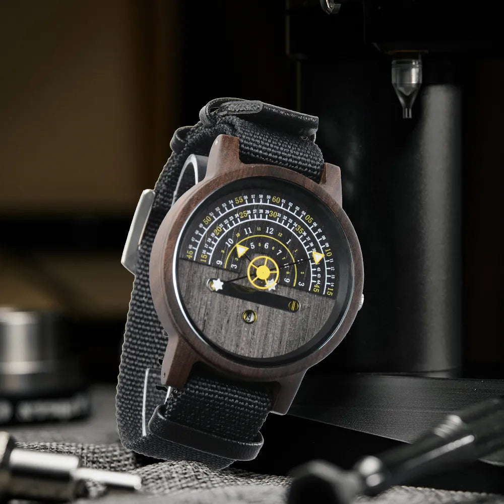 Round Design Wooden Bracelet Mechanical Wristwatch