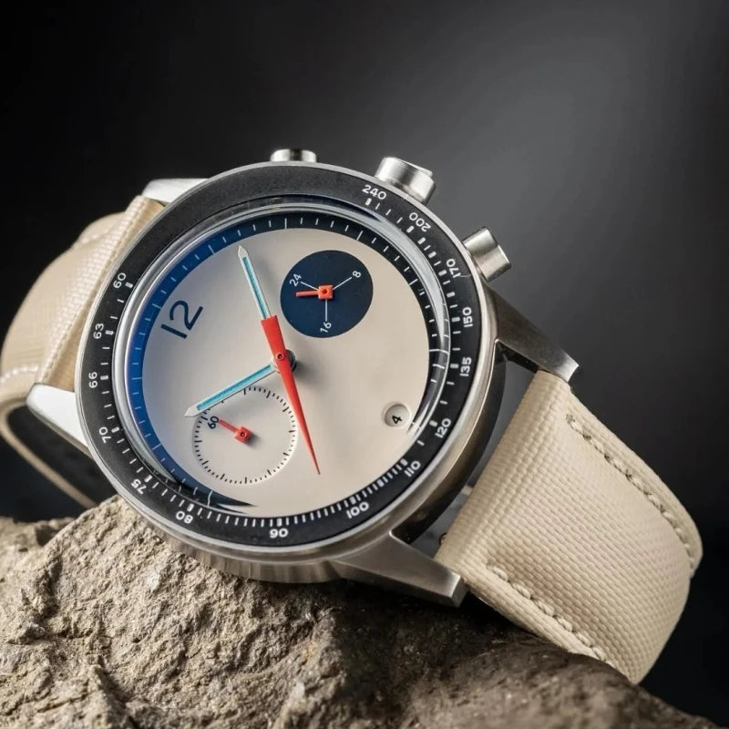 CLO Simple & Light Concept Watch
