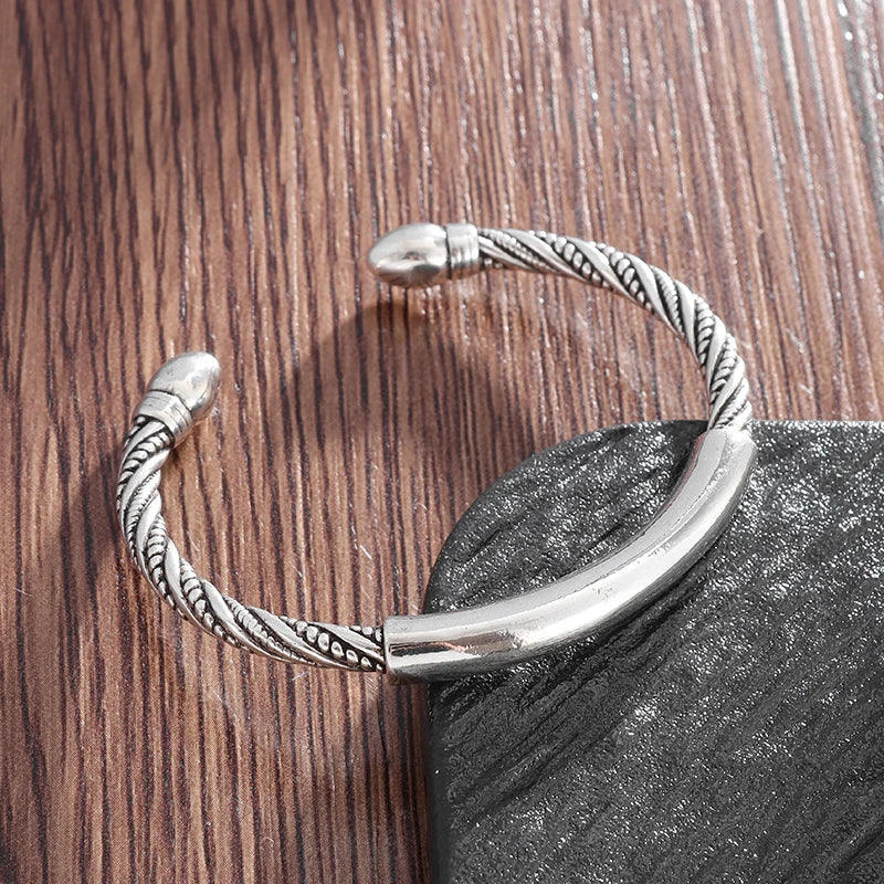Men\'s Retro Gothic Skull Bracelet Fashionable Cool Street Party Bangles Jewelry Gift